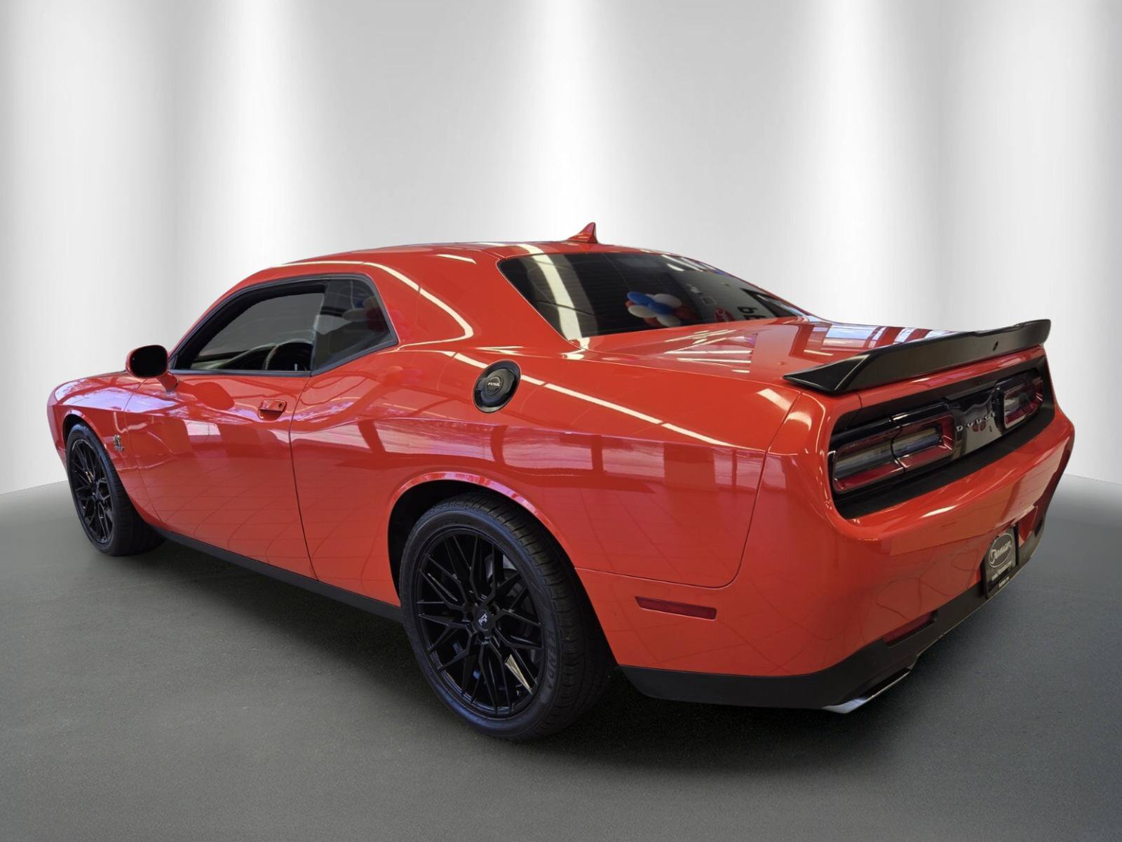Used 2023 Dodge Challenger R/T Scat Pack w/ 1320 Plus Group RWD image 5