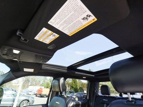 Used 2018 Ford F150 Platinum w/ Equipment Group 701A Luxury image 37