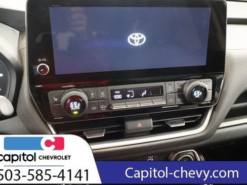 Used 2024 Toyota Grand Highlander XLE image 20