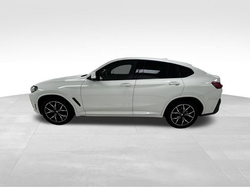 Used 2023 BMW X4 xDrive30i w/ M Sport Package image 4