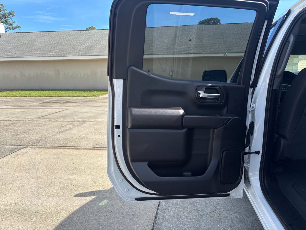 Used 2026 GMC Sierra 1500 Pro w/ Graphite Edition AWD/4WD image 16
