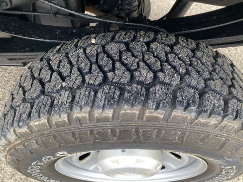 Used 2012 Ford F350 XL w/ Skid Plate Pkg image 11