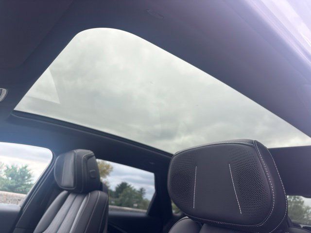 Certified 2023 Cadillac Lyriq AWD image 6