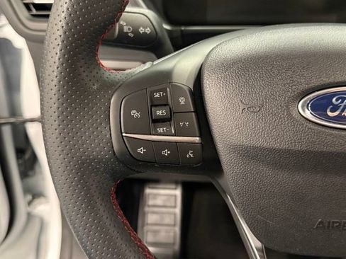 Certified 2023 Ford Escape ST-Line w/ Tech Pack #1 FWD image 19