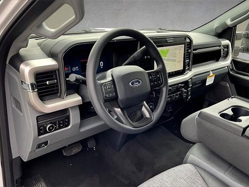 New 2026 Ford F250 XLT w/ XLT Premium Package image 6