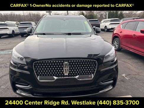 Used 2024 Lincoln Aviator AWD w/ Premium Package image 2