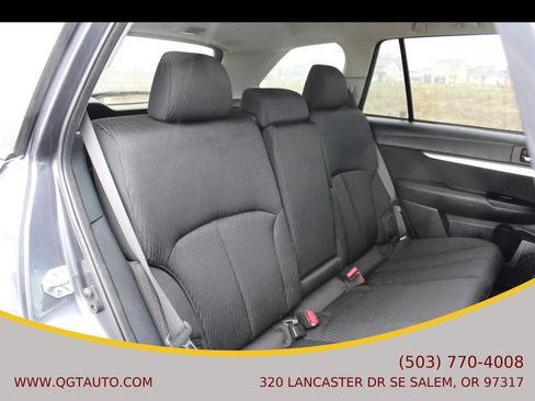 Used 2010 Subaru Outback 2.5i Premium AWD/4WD image 17