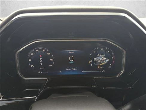 New 2026 Chevrolet Silverado 2500 ZR2 image 11