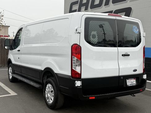 Used 2019 Ford Transit 250 250 3dr SWB Low Roof Cargo Van w/ Exterior Upgrade Package image 4