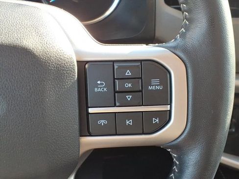 Used 2022 Ford Expedition Max XLT image 13