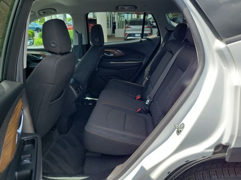 Used 2018 GMC Terrain SLE w/ Driver Convenience Package AWD/4WD image 12