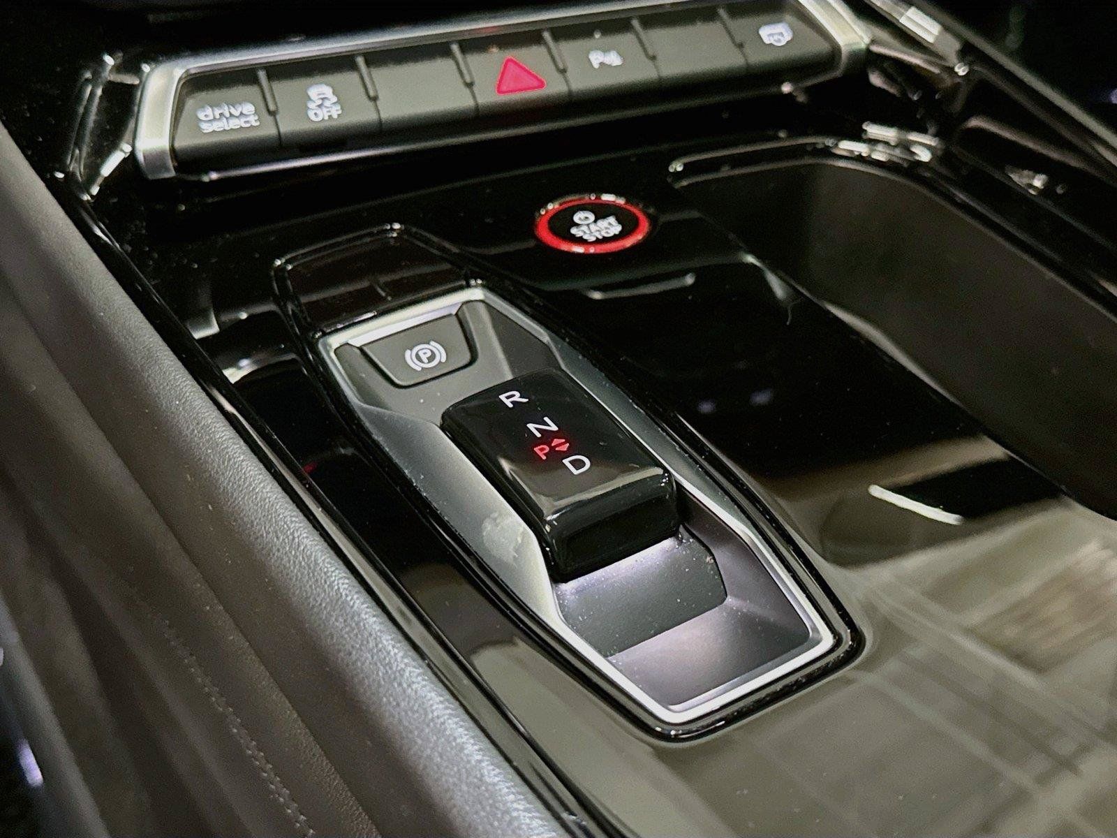 Used 2022 Audi e-tron GT Premium Plus AWD/4WD image 17