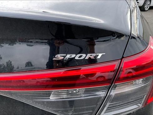 Used 2023 Honda Civic Sport image 22