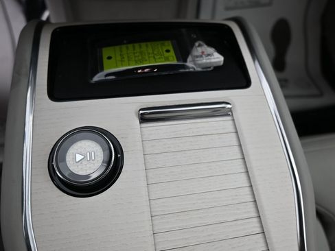 Used 2025 Volvo EX90 Ultra image 12