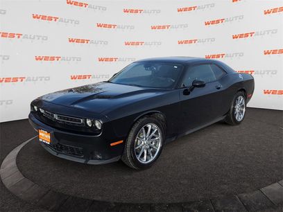 Used 2015 Dodge Challenger SXT w/ Driver Convenience Group