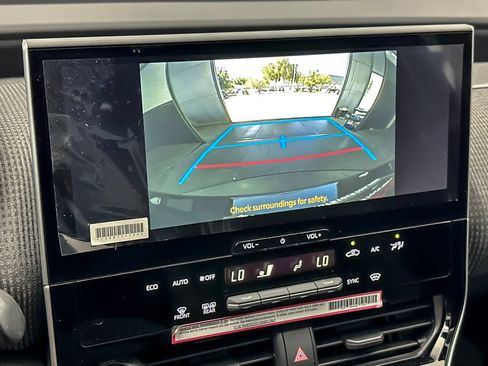 Used 2023 Toyota bZ4X FWD image 19