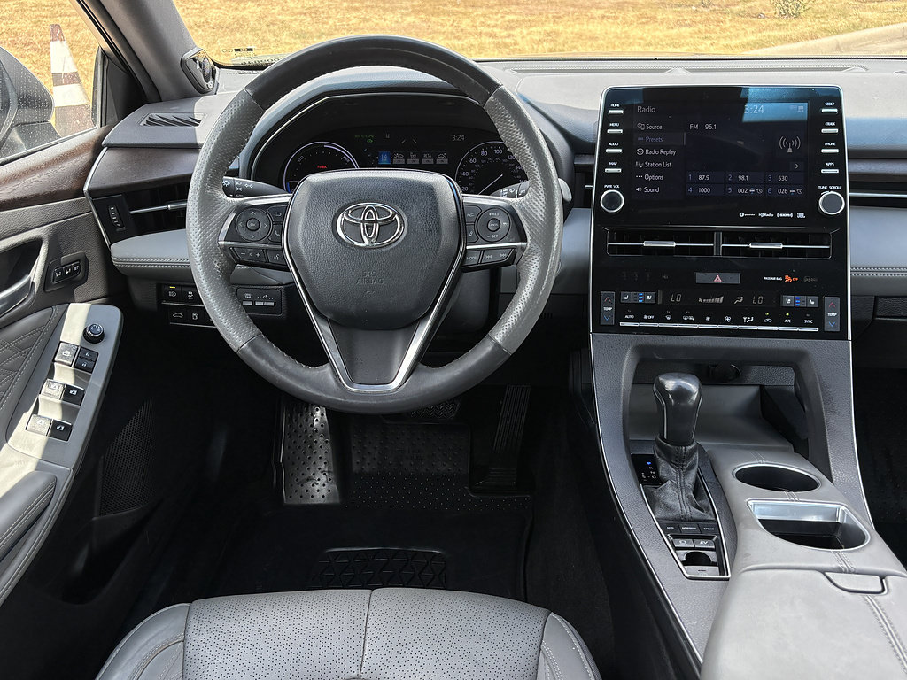 Certified 2021 Toyota Avalon Limited w/ Advanced Safety Package FWD image 25