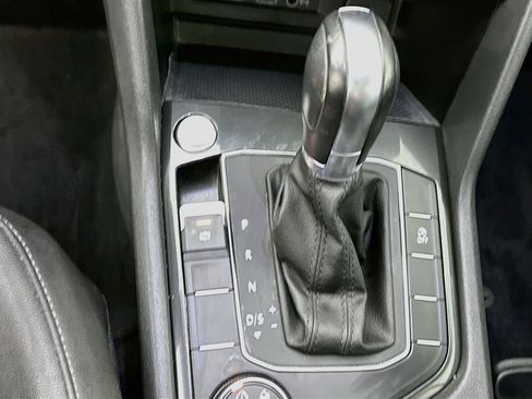 Used 2019 Volkswagen Tiguan S AWD/4WD image 24