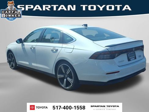 Used 2023 Honda Accord Sport image 10