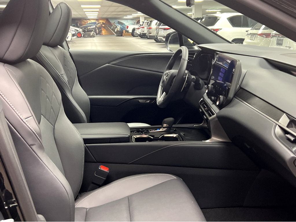 New 2026 Lexus RX 350h AWD/4WD image 28
