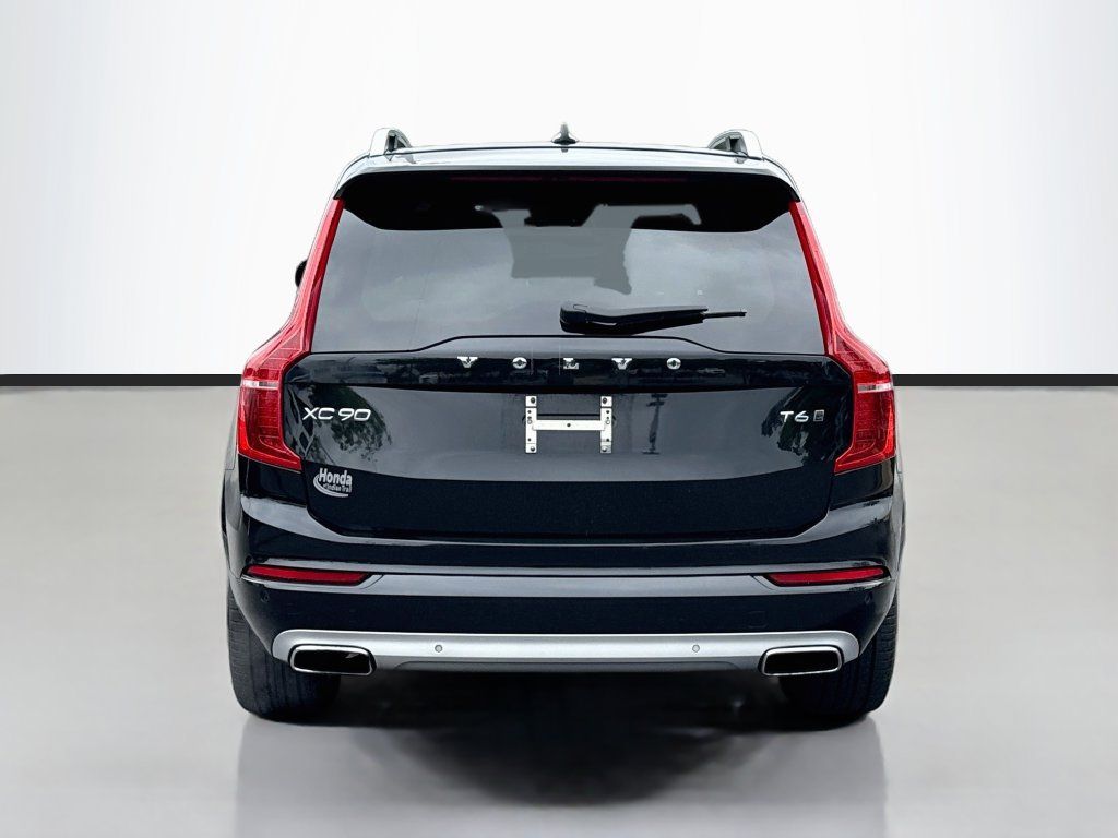 Used 2017 Volvo XC90 T6 Momentum w/ Vision Package AWD/4WD image 6
