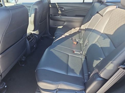 Used 2021 Honda Passport Touring image 32