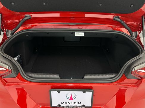 Used 2024 BMW Z4 M40i w/ Premium Package image 39