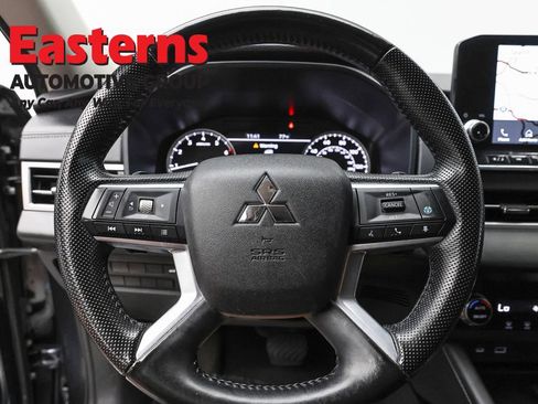Used 2024 Mitsubishi Outlander SE FWD image 10