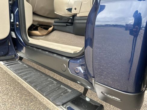 Used 2010 Ford F350 Lariat image 38