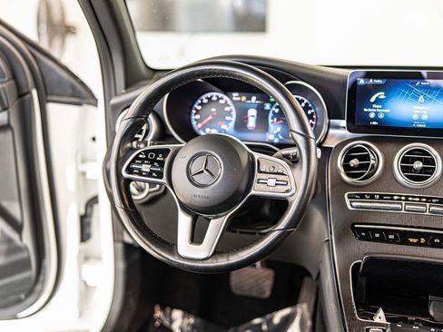 Used 2022 Mercedes-Benz GLC 300 4MATIC image 35