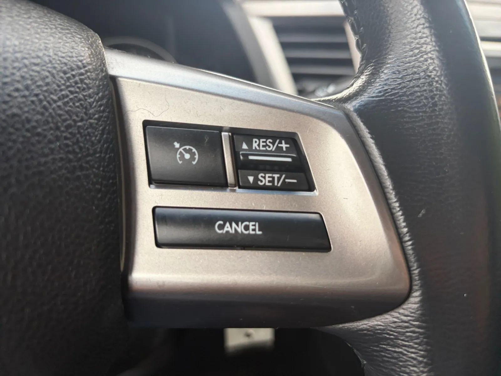 Used 2014 Subaru Legacy 2.5i Premium AWD/4WD image 30