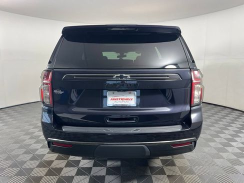 Certified 2022 Chevrolet Tahoe Z71 w/ Luxury Package AWD/4WD image 15