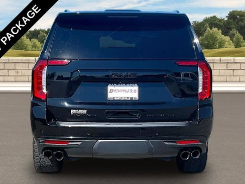 Used 2021 GMC Yukon Denali w/ Denali Premium Package AWD/4WD image 4
