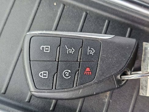 Used 2021 GMC Yukon XL Denali w/ Denali Ultimate Package AWD/4WD image 30