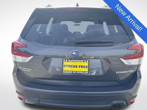 Used 2023 Subaru Forester Limited AWD/4WD image 6