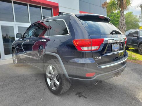 Used 2013 Jeep Grand Cherokee Limited w/ Luxury Group II AWD/4WD image 6