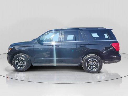 Used 2024 Ford Expedition XLT RWD image 4
