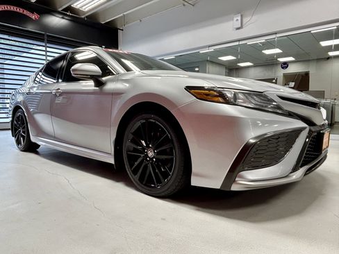 Used 2021 Toyota Camry XSE AWD/4WD image 13