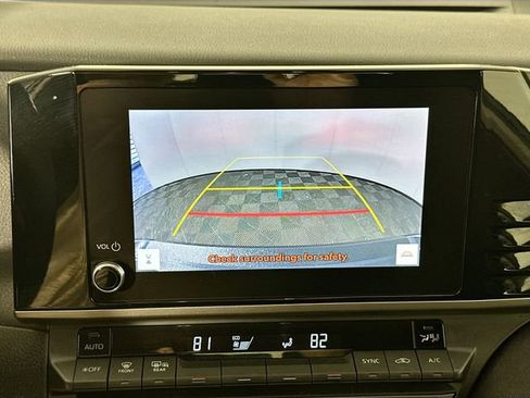 Used 2025 Toyota Camry LE image 13