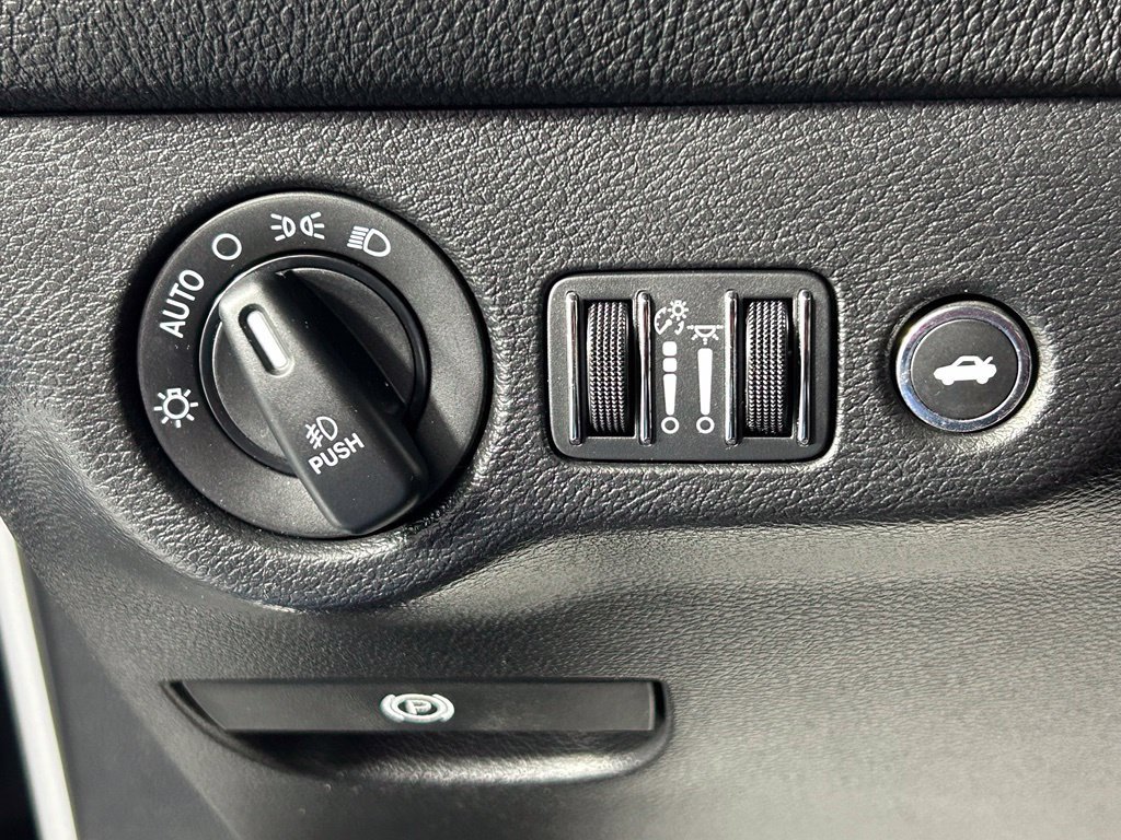 Used 2021 Dodge Challenger R/T Scat Pack RWD image 26