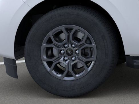 New 2025 Ford Expedition Active image 19