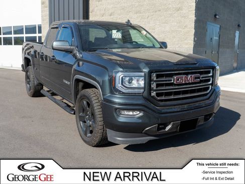Used 2018 GMC Sierra 1500 SLE w/ SLE Value Package AWD/4WD image 1