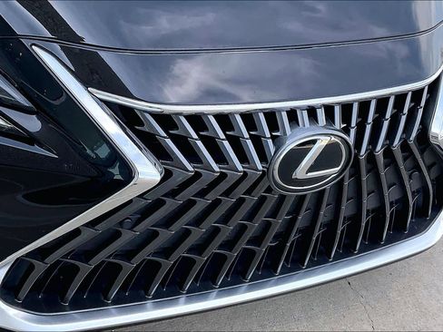 Used 2023 Lexus ES 350 w/ Premium Package image 27