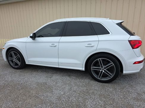 Used 2018 Audi SQ5 Premium Plus w/ Navigation Package AWD/4WD image 11