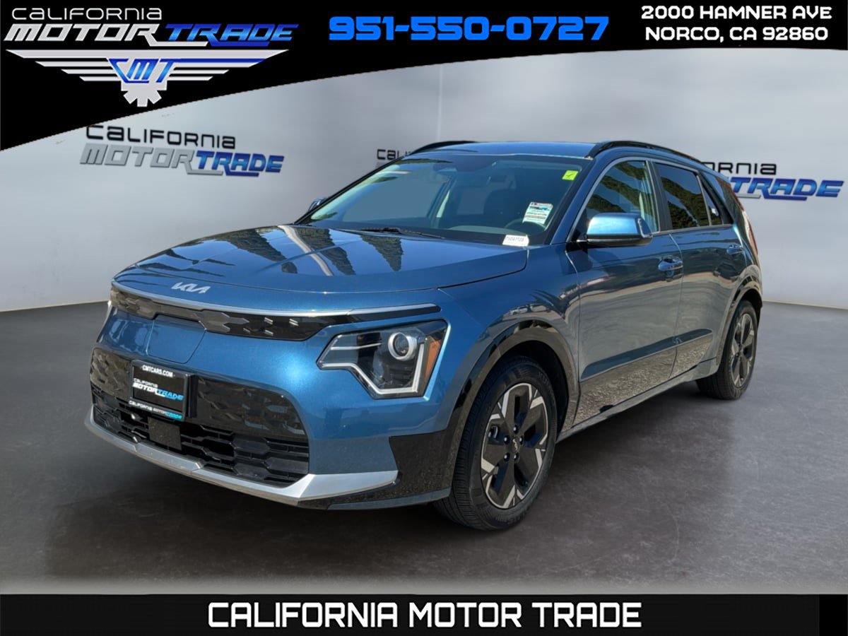 Used 2023 Kia Niro Wind w/ Wind Preserve Package FWD image 1