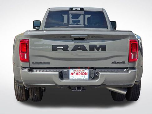 New 2026 RAM 3500 Laramie AWD/4WD image 18