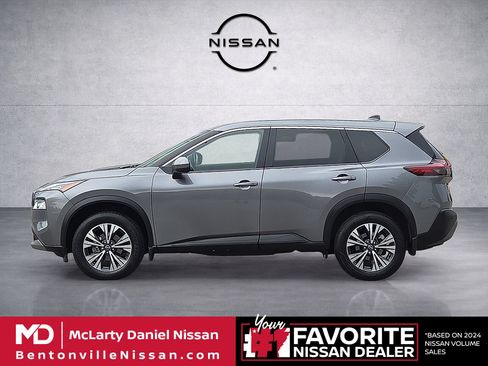 Used 2023 Nissan Rogue SV AWD/4WD image 3