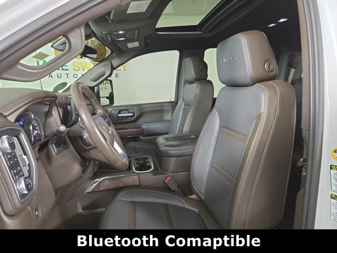 Certified 2020 GMC Sierra 3500 Denali w/ Denali Ultimate Package AWD/4WD image 11