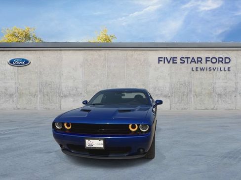 Used 2022 Dodge Challenger SXT w/ Blacktop Package RWD image 3