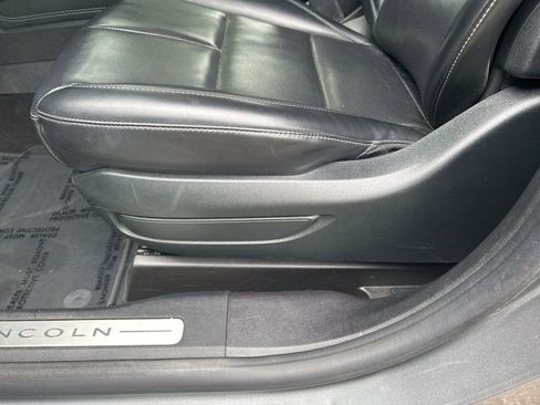 Used 2022 Lincoln Corsair AWD w/ Equipment Group 101A image 16